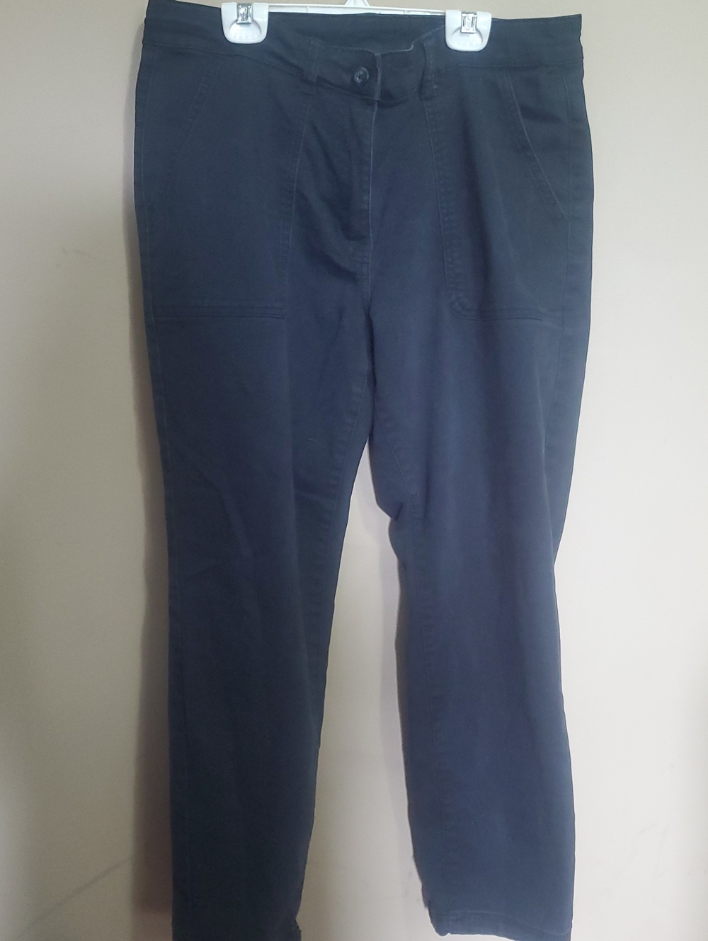 Classic Editions Womenβs Black Straight-Leg Pants Size Large